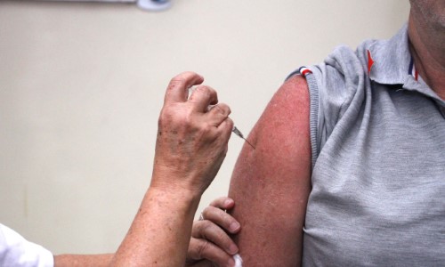 Barra Mansa realiza mutirão de vacinação contra influenza para toda a população neste sábado